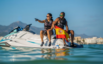 ¿Se necesita licencia para alquilar una moto de agua en Marbella?