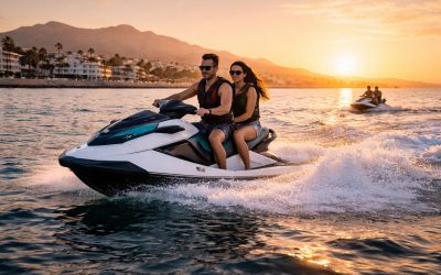 Jet ski Estepona: mejores horarios del día según el estado del mar